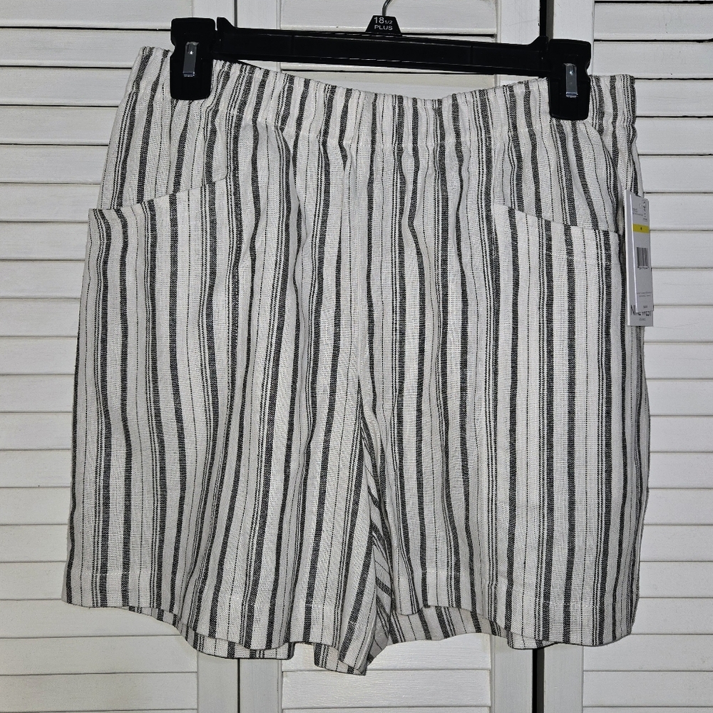 Nine West Women's M Striped Black and White Linen Blend Shorts NEW